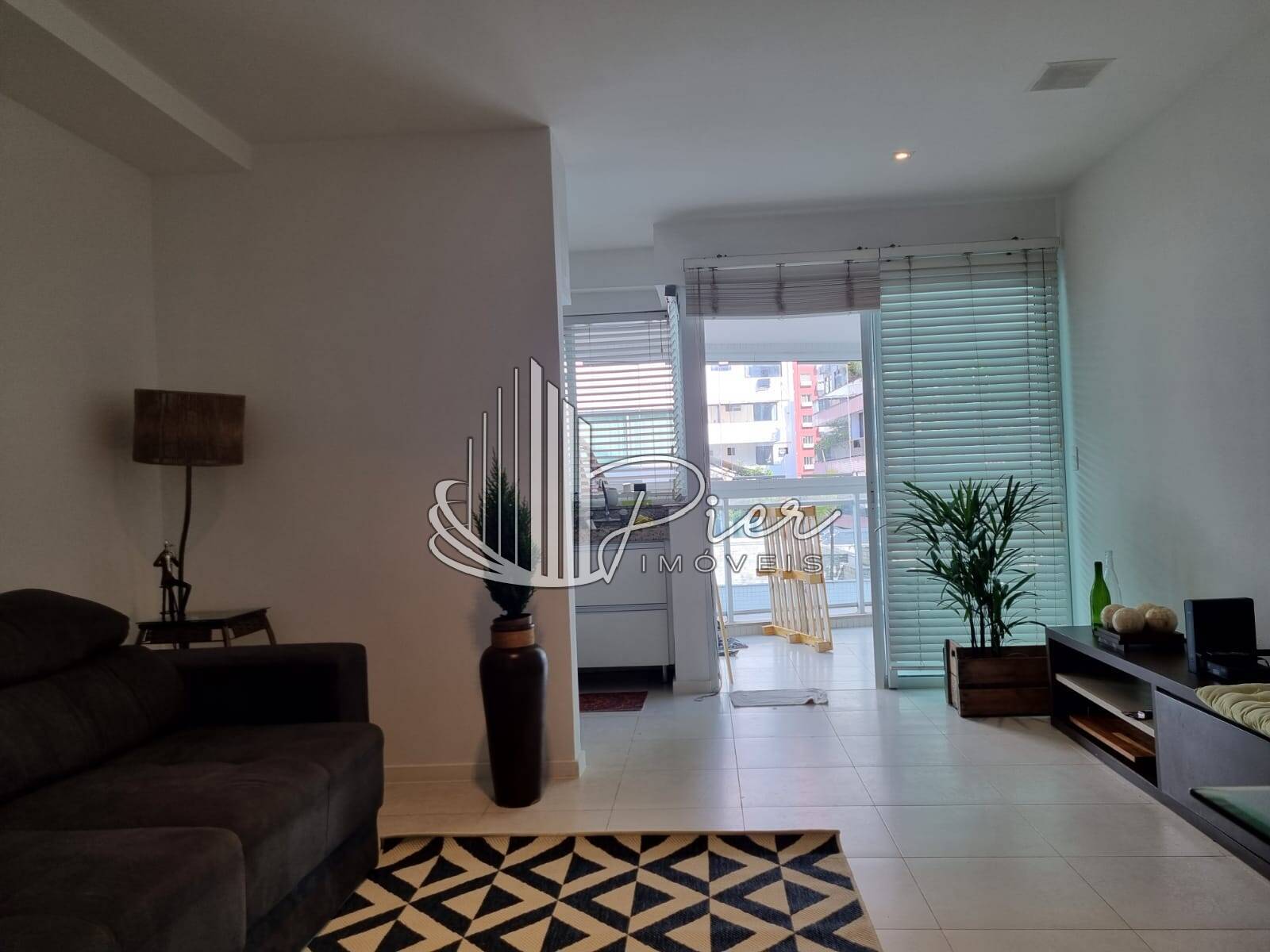 Apartamento à venda e aluguel com 2 quartos, 80m² - Foto 25