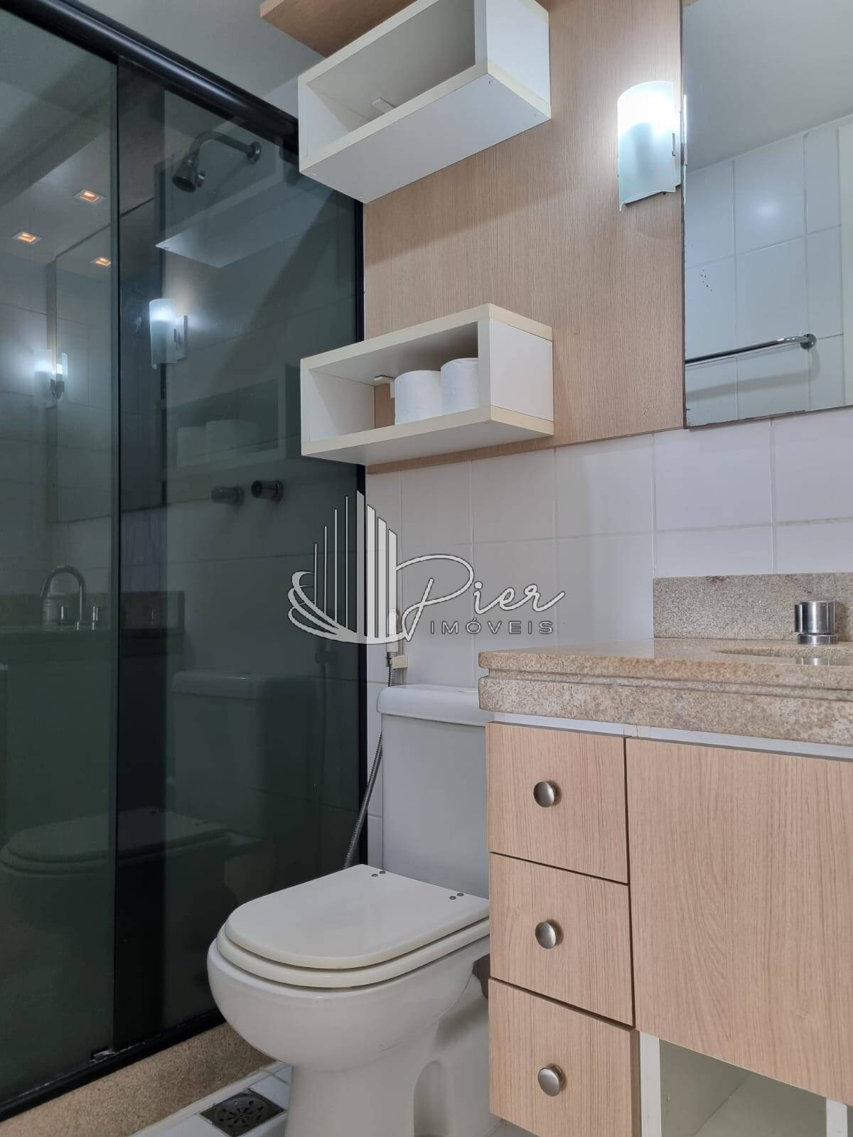 Apartamento à venda e aluguel com 2 quartos, 80m² - Foto 17