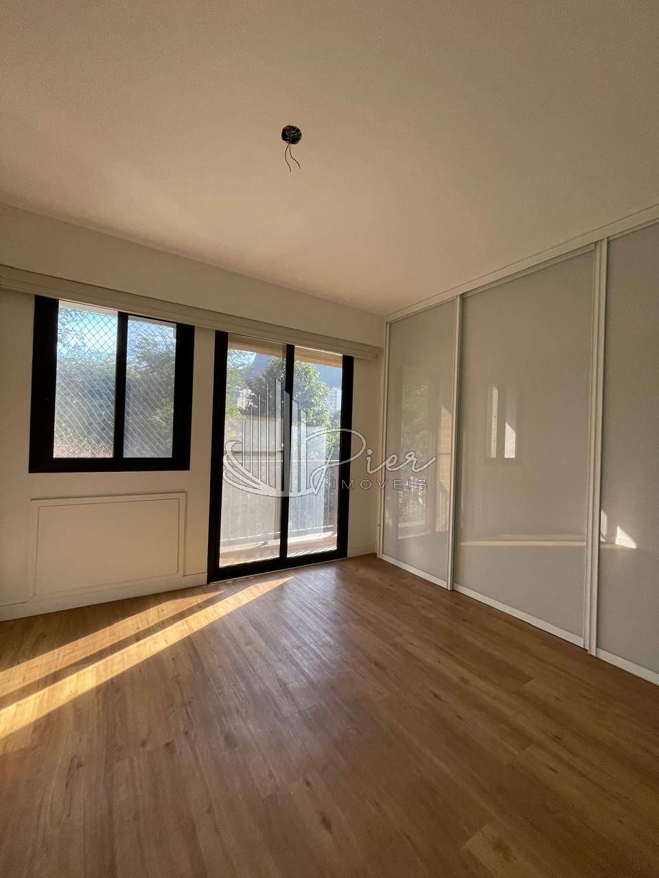 Apartamento à venda com 2 quartos, 103m² - Foto 6