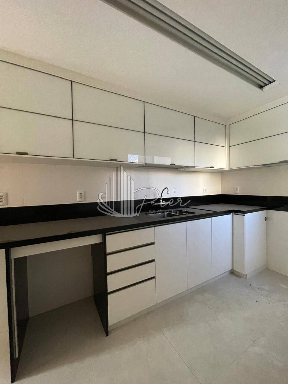 Apartamento à venda com 2 quartos, 103m² - Foto 18