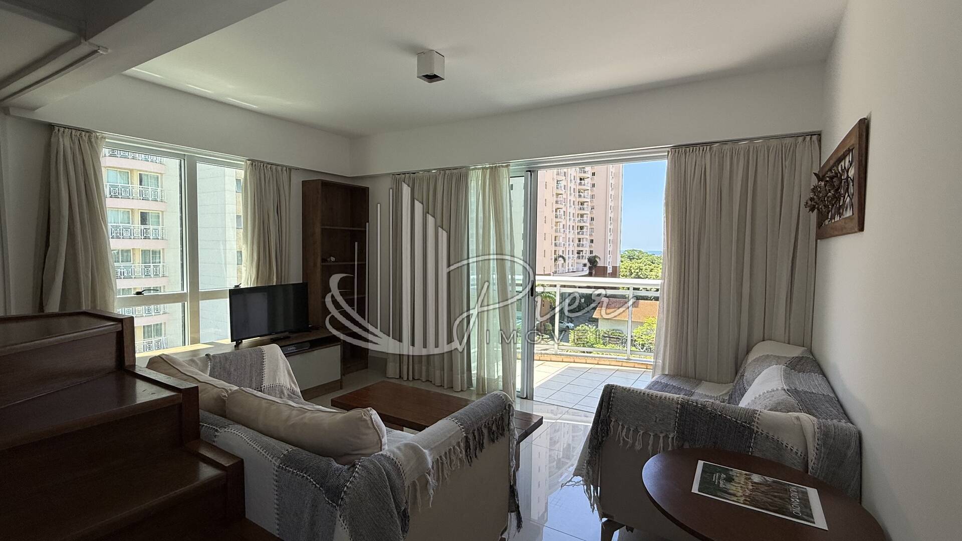 Apartamento à venda e aluguel com 2 quartos, 100m² - Foto 1